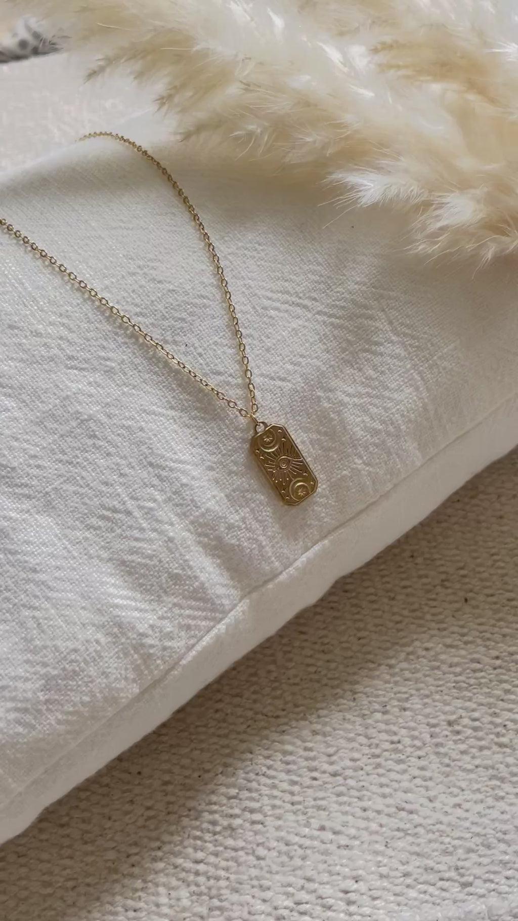 Collier "Médaille oeil"