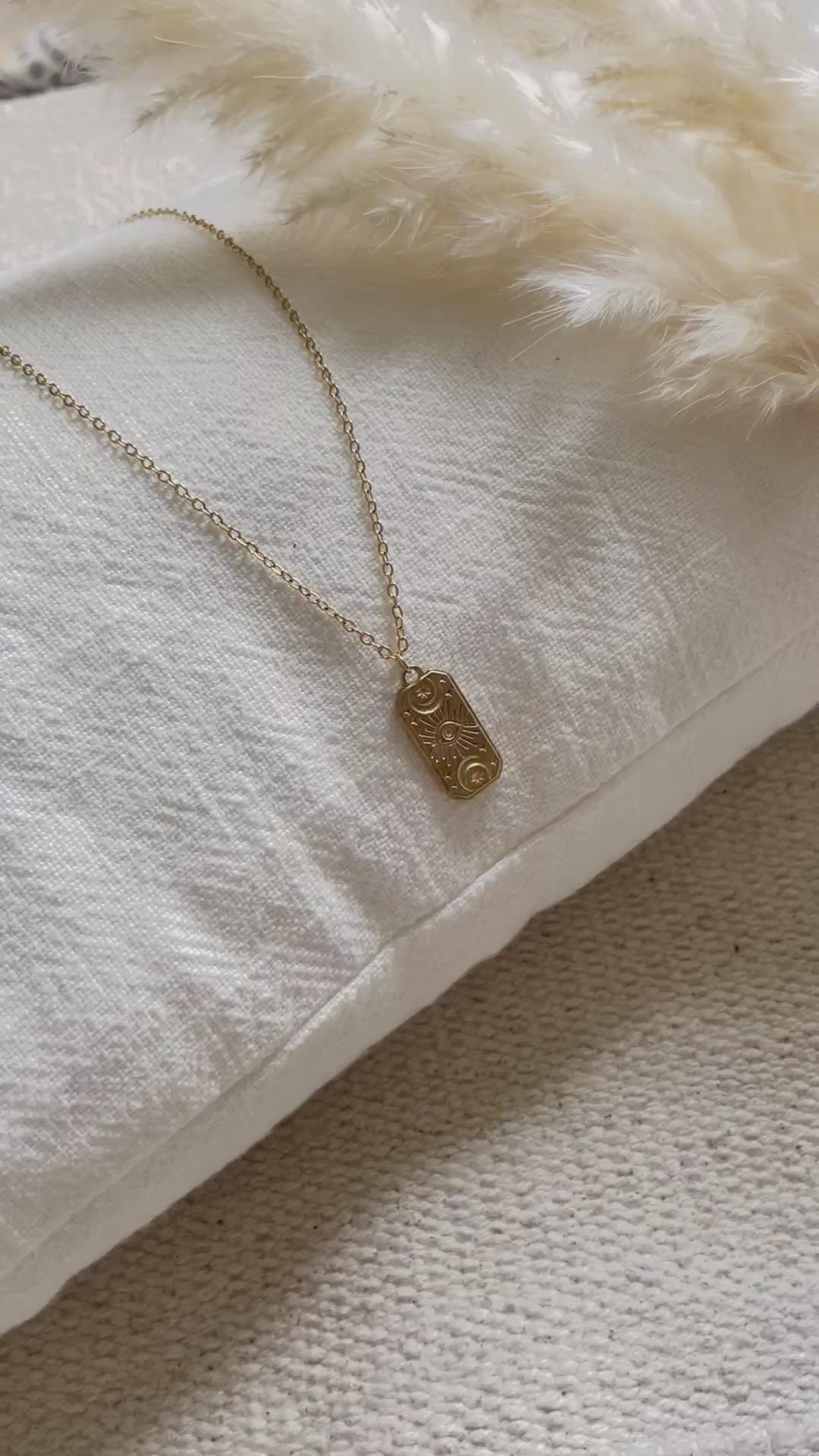 Collier "Médaille oeil"